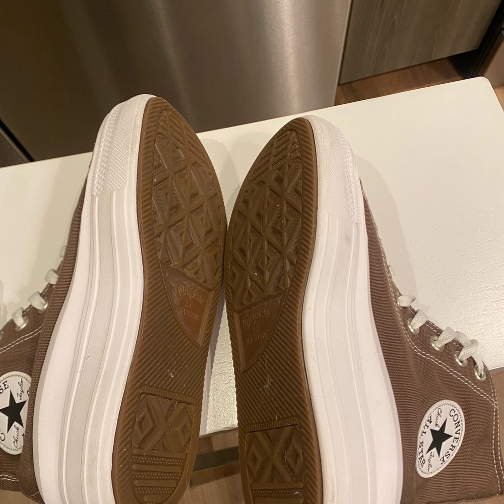 Brown High-Top Platform Converse - Picture 6 of 6